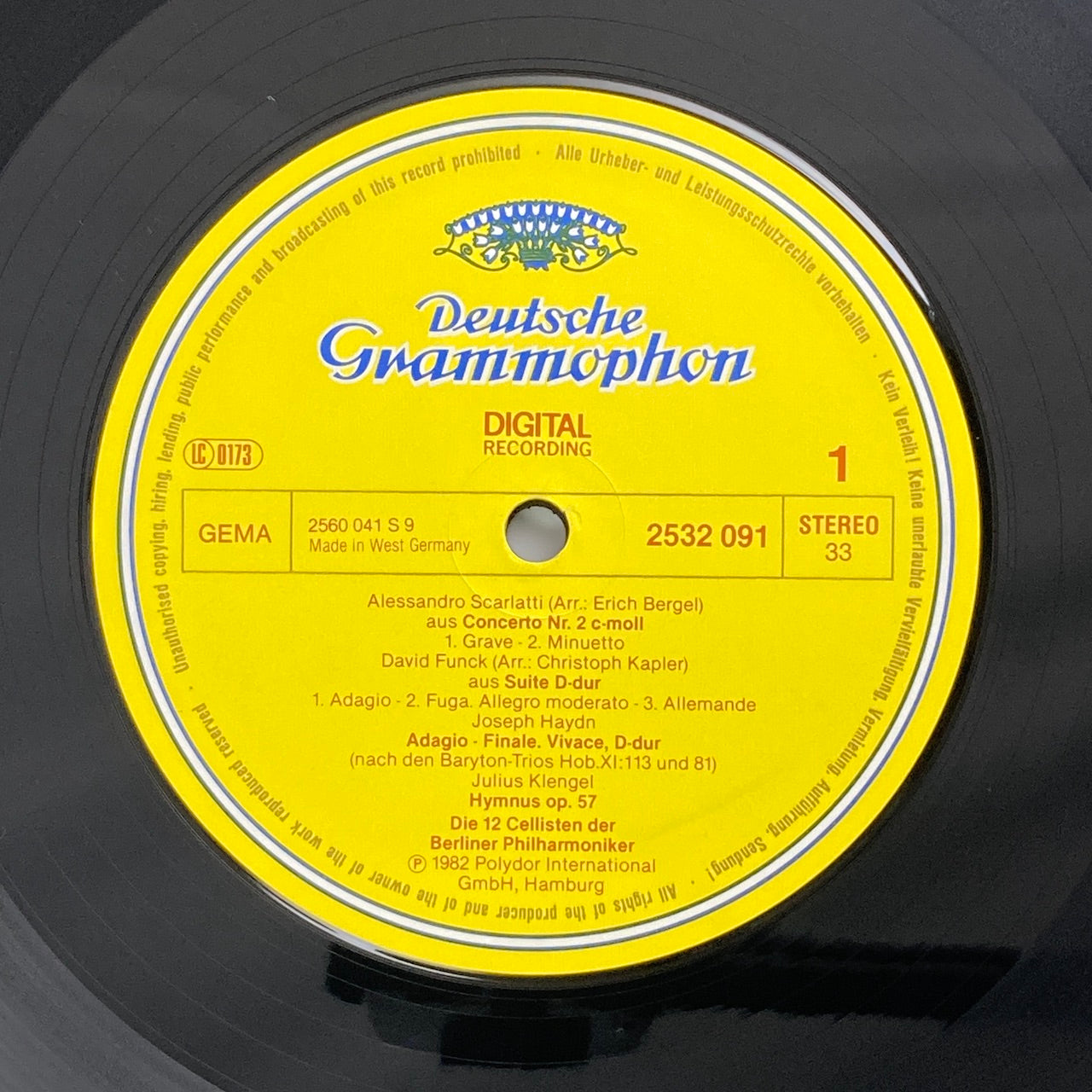 LP/ ベルリン・フィルハーモニー管楽アンサンブル / 12のチェロのための作品集 / ドイツ盤 DIGITAL コーティングJK DGG 2532091