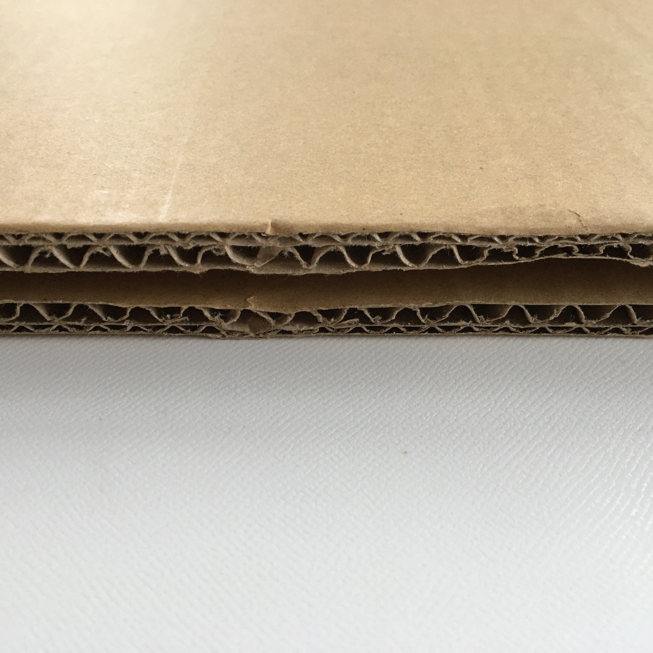 LPレコード用無地段ボール 約50枚収納可能 厚さ8mm ダブルフルート仕様