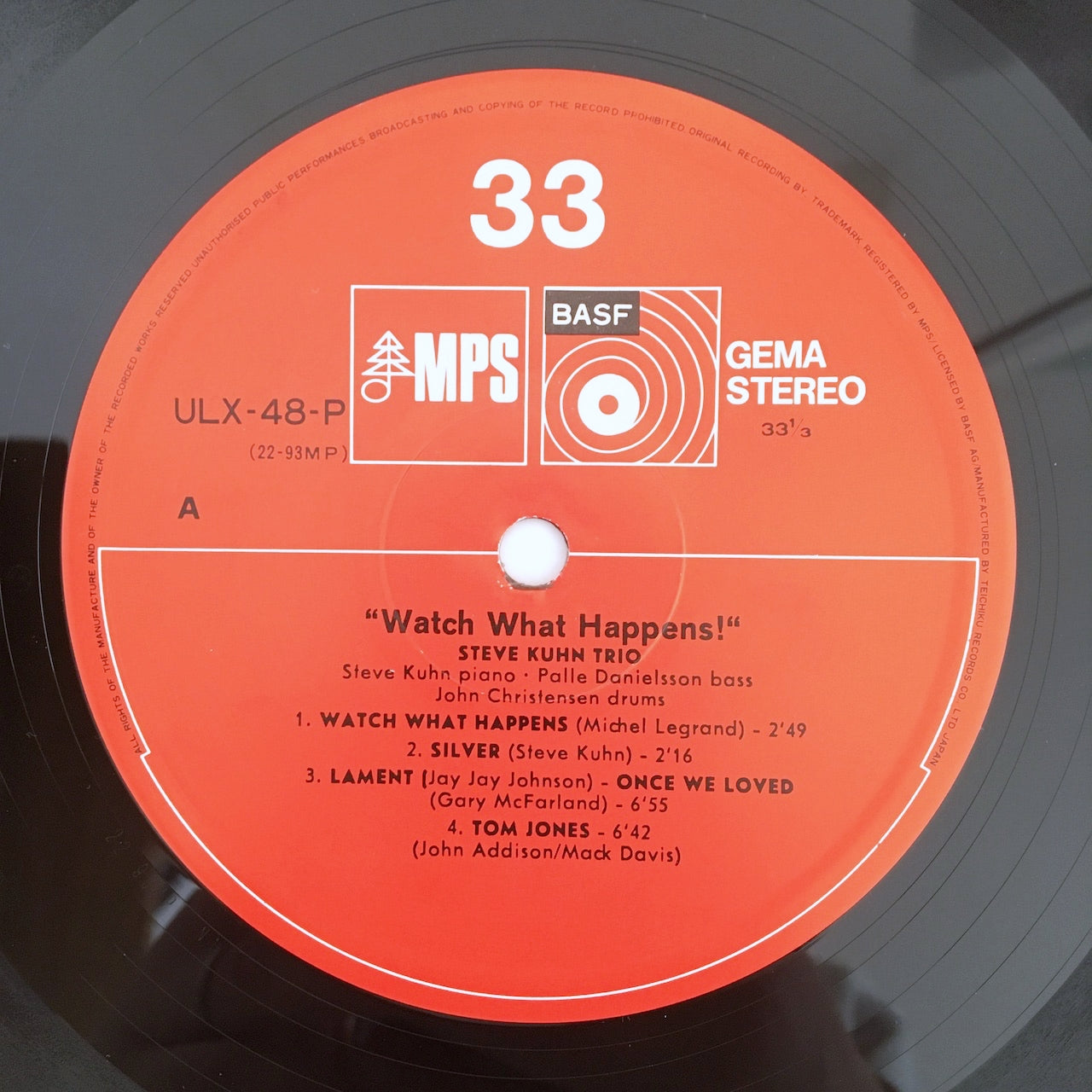 LP/ STEVE KUHN TRIO / WATCH WHAT HAPPENS! / 国内盤 ジャケ裏シミ MPS RECORDS ULX-48-P