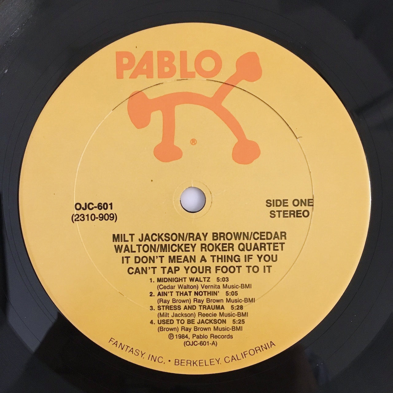 LP/ V.A. / IT DON'T MEAN A THING IF YOU CAN'T TAP YOUR FOOT TO IT / US盤 OJC PABLO RECORDS OJC601