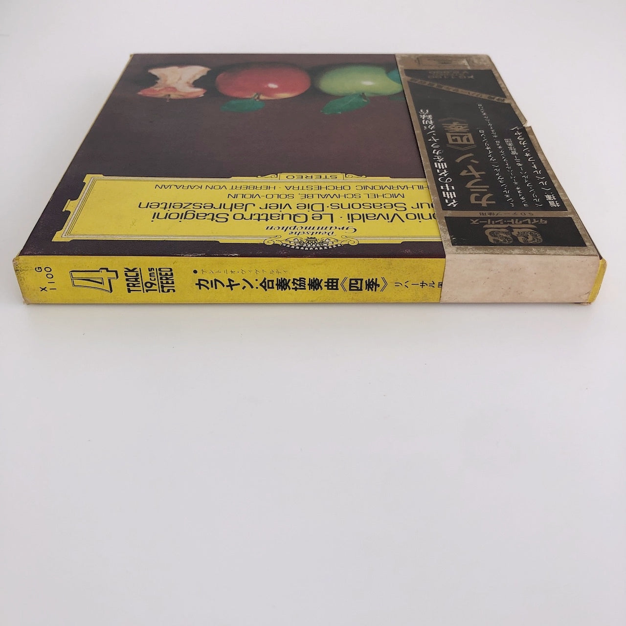 オープンリールテープ ヘルベルト・フォン・カラヤン / ヴィヴァルディ:合奏協奏曲「四季」(全曲) 7号 19cm/s (7 1/2IPS) 4トラック 日本製 帯(スレ多め、破れ)・ライナー(シミ、ヤケ)付