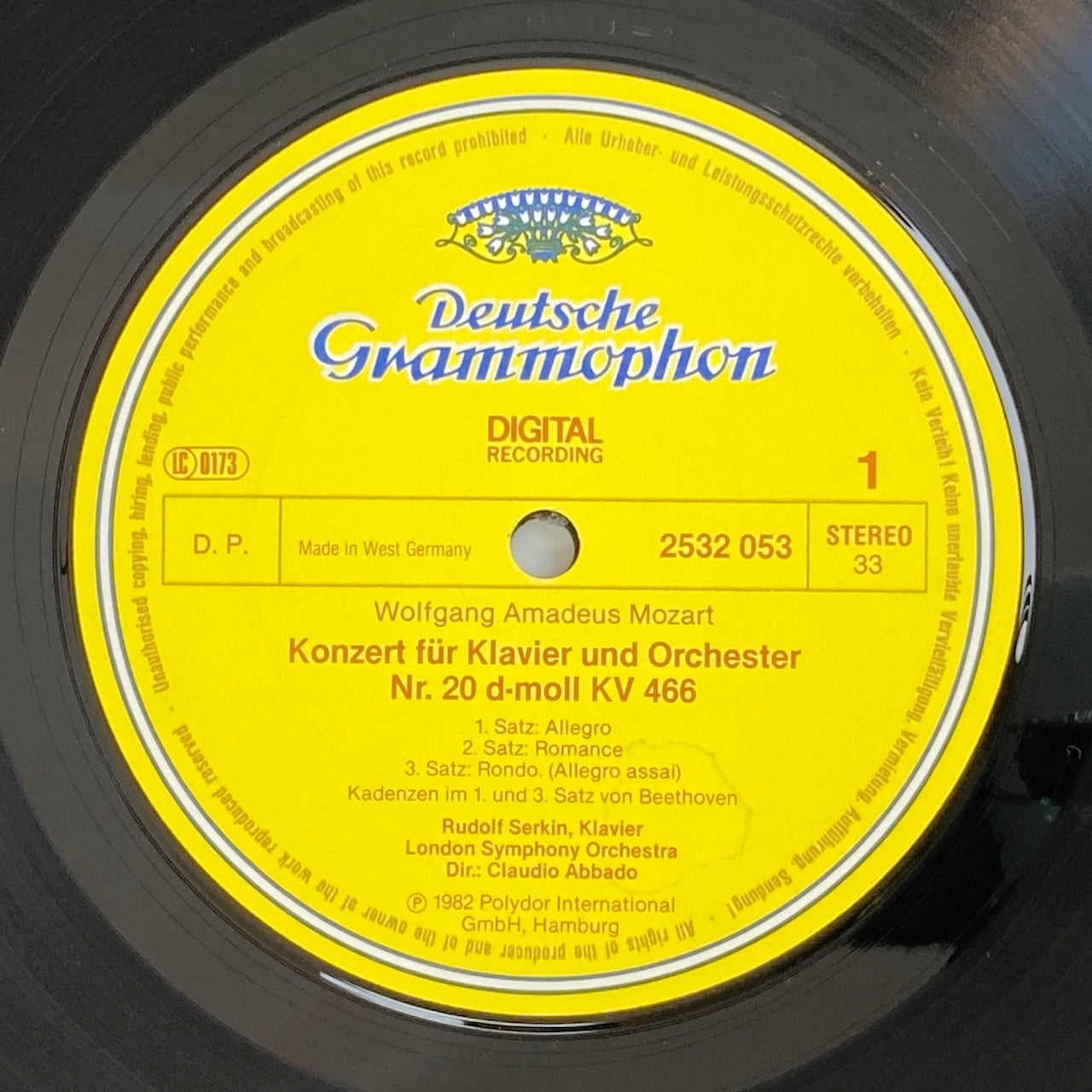 LP/ ルドルフ・ゼルキン、クラウディオ・アバド / モーツァルト:ピアノ協奏曲第20番、第12番 / ドイツ盤 DIGITAL コーティングJK DGG 2532053