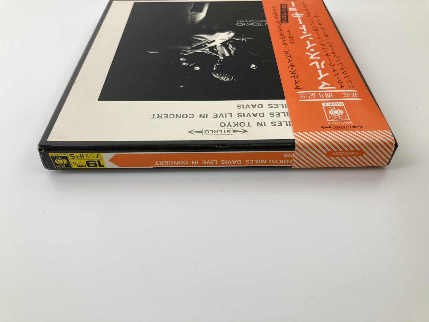 オープンリール/ MILES DAVIS / MILES IN TOKYO / 国内盤 7号 4トラック 19cm/s (7 1/2IPS) 帯・ライナー CBS SONY SONT-52028