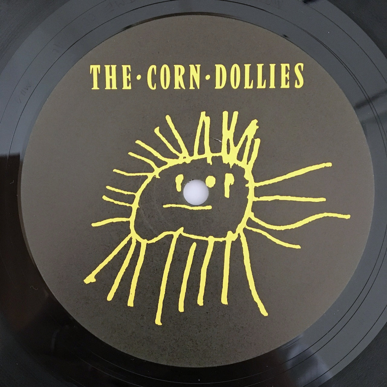 LP/ THE CORN DOLLIES / THE CORN DOLLIES / UK盤 オリジナル INDIE ROCK MIDNIGHT MUSIC CHIME00.44S