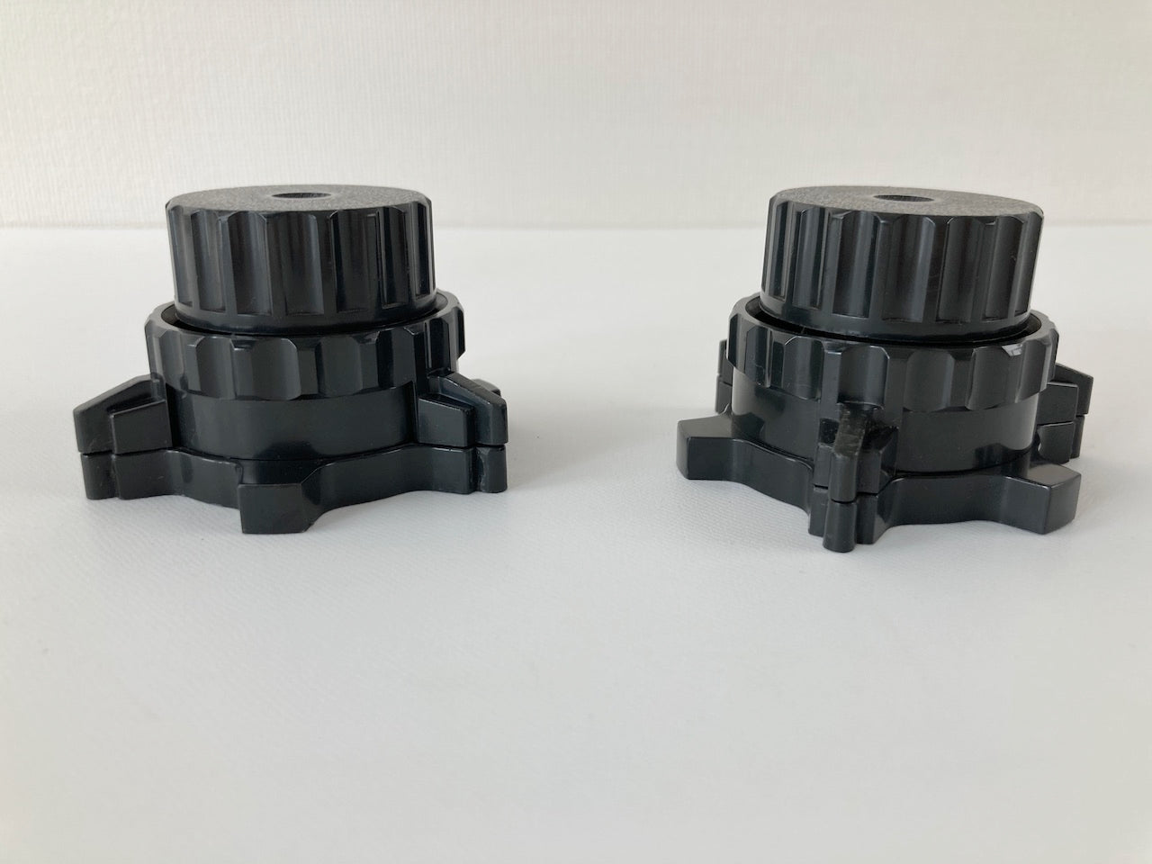 オープンリール OTARI KWOH 009 10号用 クランパー ペア