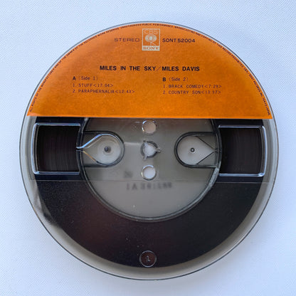 オープンリール/ MILES DAVIS / MILES IN THE SKY / 国内盤 7号 4トラック 19cm/s (7 1/2IPS) 帯・ライナー CBS SONY SONT-52004