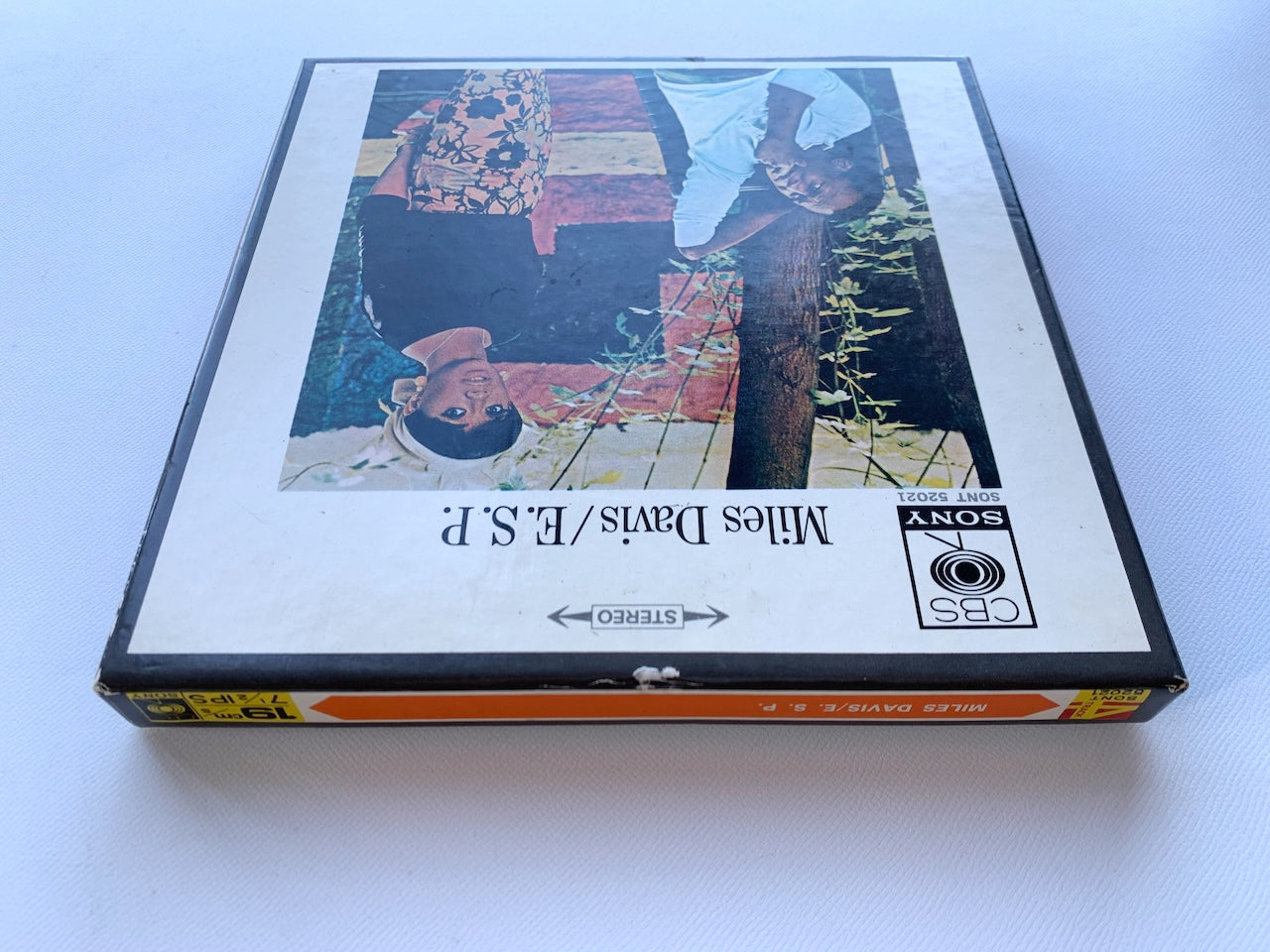オープンリール/ MILES DAVIS / E.S.P. / 国内盤 7号 4トラック 19cm/s (7 1/2IPS) ライナー CBS SONY SONT-52021