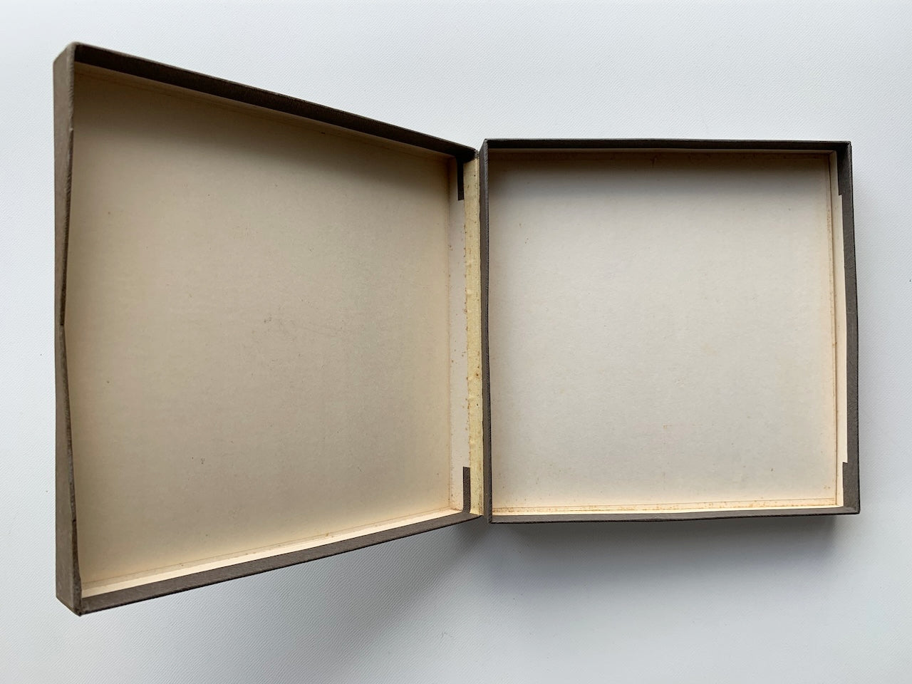 オープンリール/ ミラノ・アンジェリクム室内合奏団 / ヴィヴァルディ : 協奏曲集「四季」 / 国内盤 7号 4トラック 19cm/s (7 1/2IPS) ライナー TRIO TSC-1005