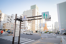 上前津駅から